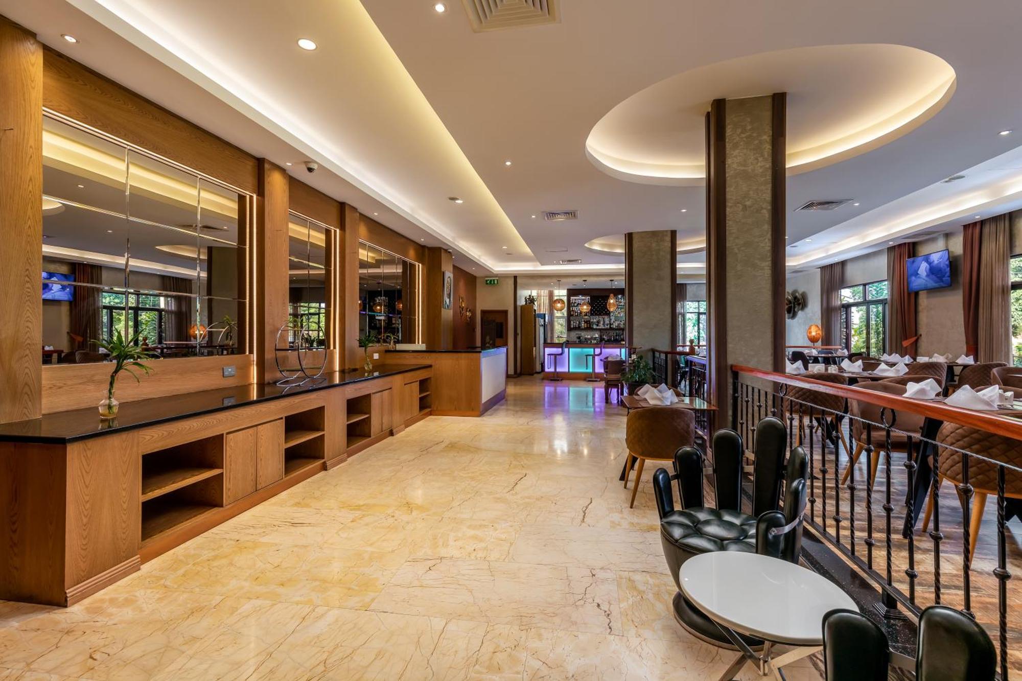 The Athena Hotel Kampala Exterior photo